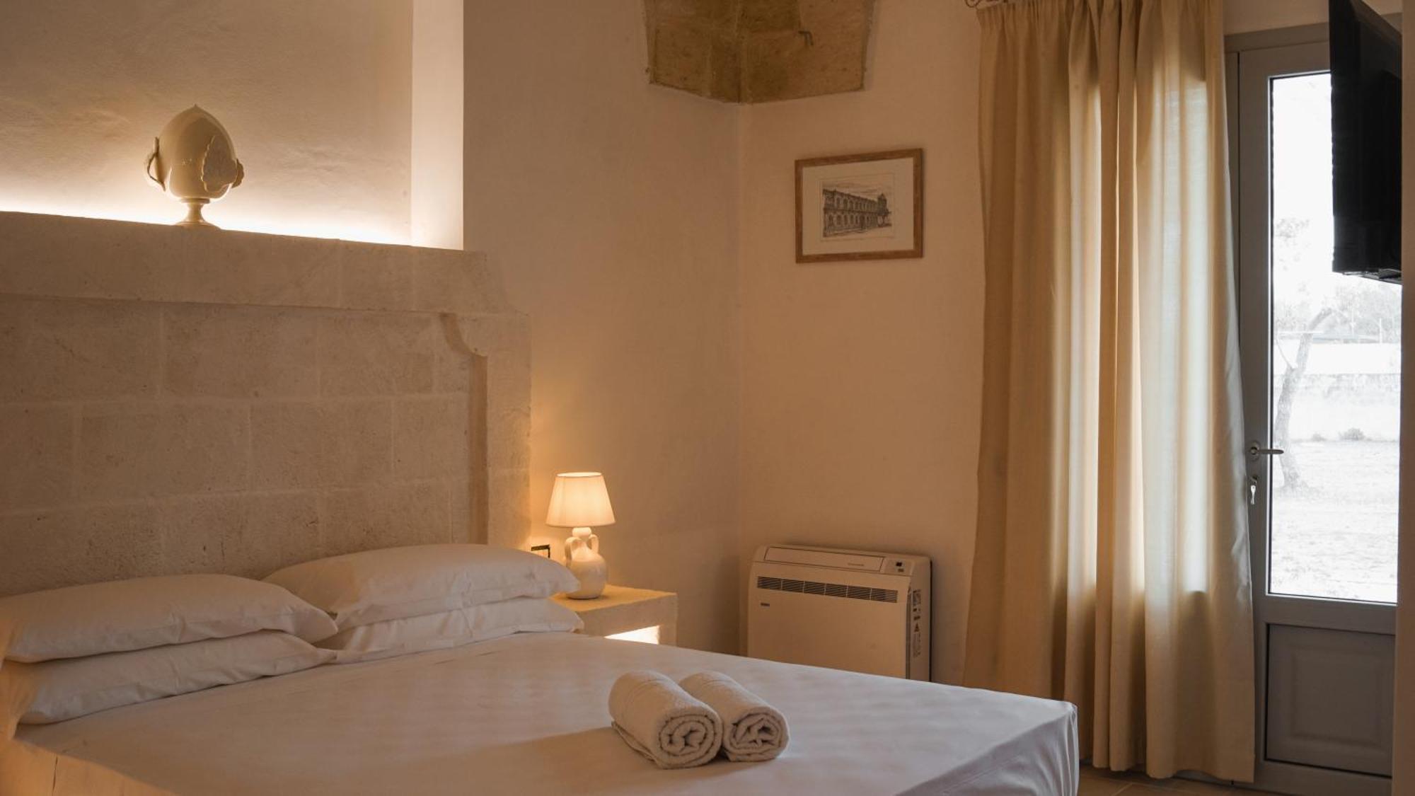 San Lorenzo Camere&Suites Lizzanello Exterior foto
