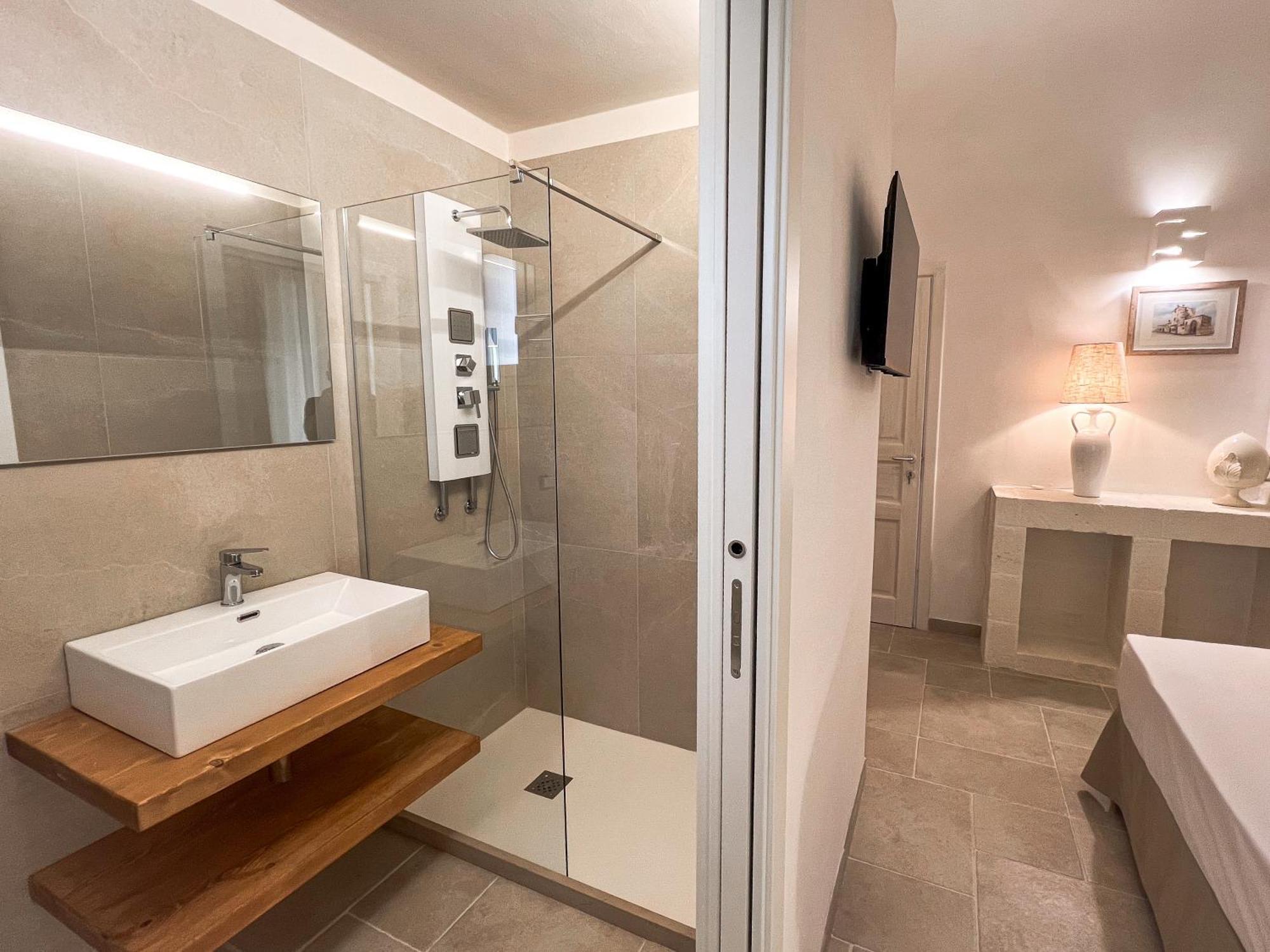 San Lorenzo Camere&Suites Lizzanello Exterior foto